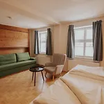 Zur Sonne 4* Динкельсбюль
