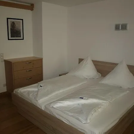 Guest house Zur Sonne 4*