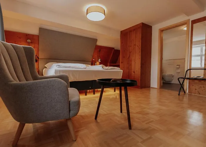 Casa de hóspedes Zur Sonne 4*